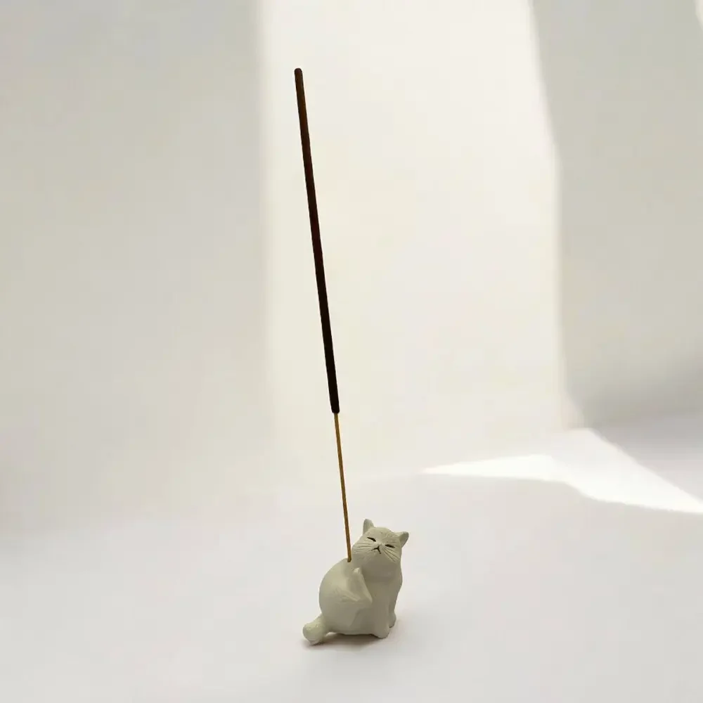 Tempat dupa - Kucing